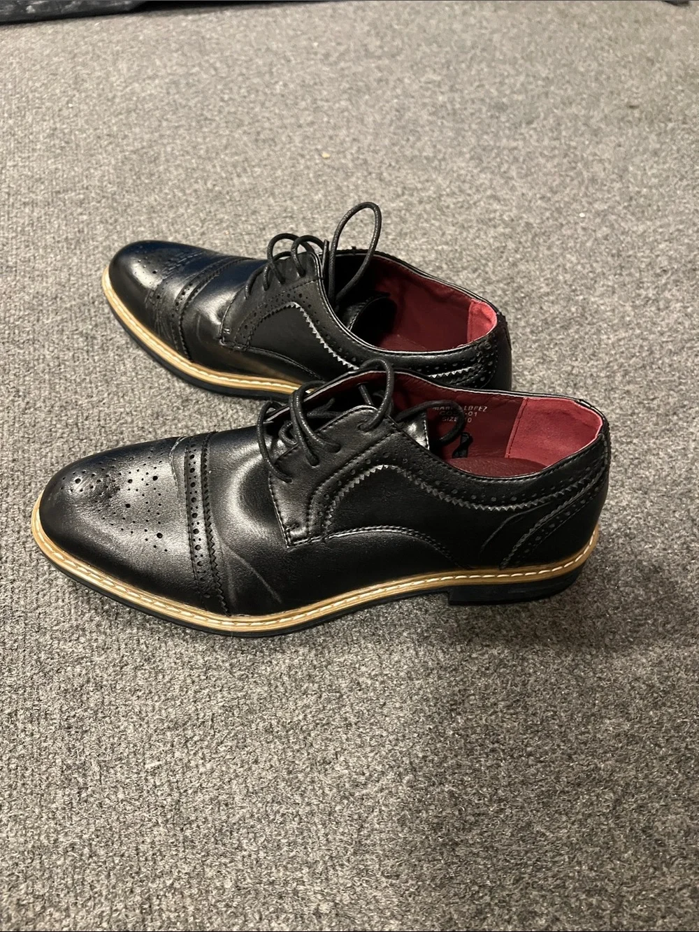 Men's Black Wingtip Oxfords with Contrast Welt